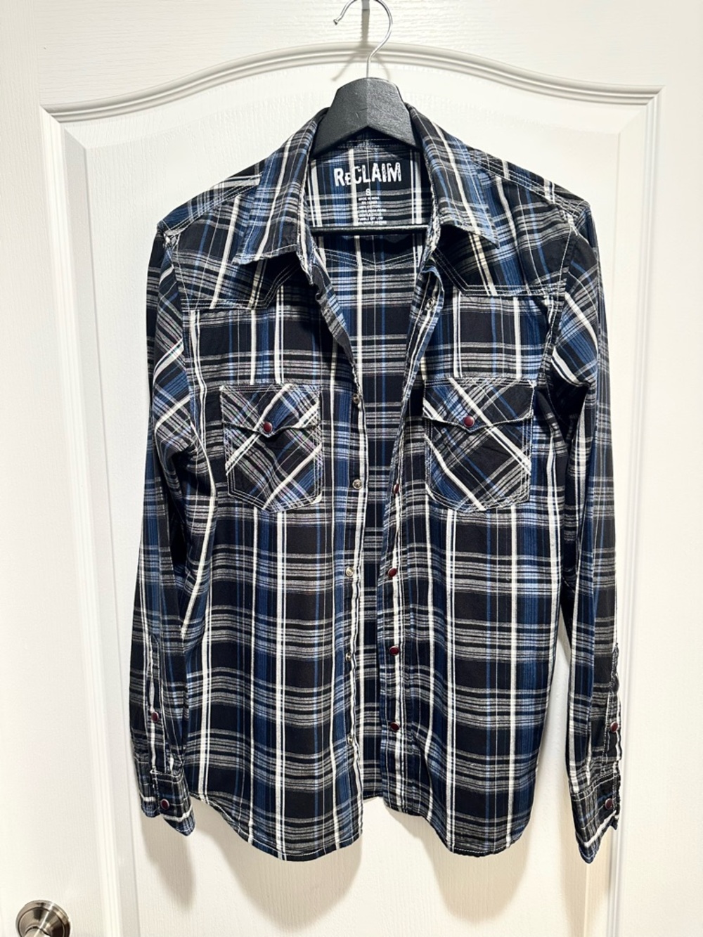 Reclaim Men's Navy & Black Plaid Snap Buttoned Long Sleeve Shirt, Size Small